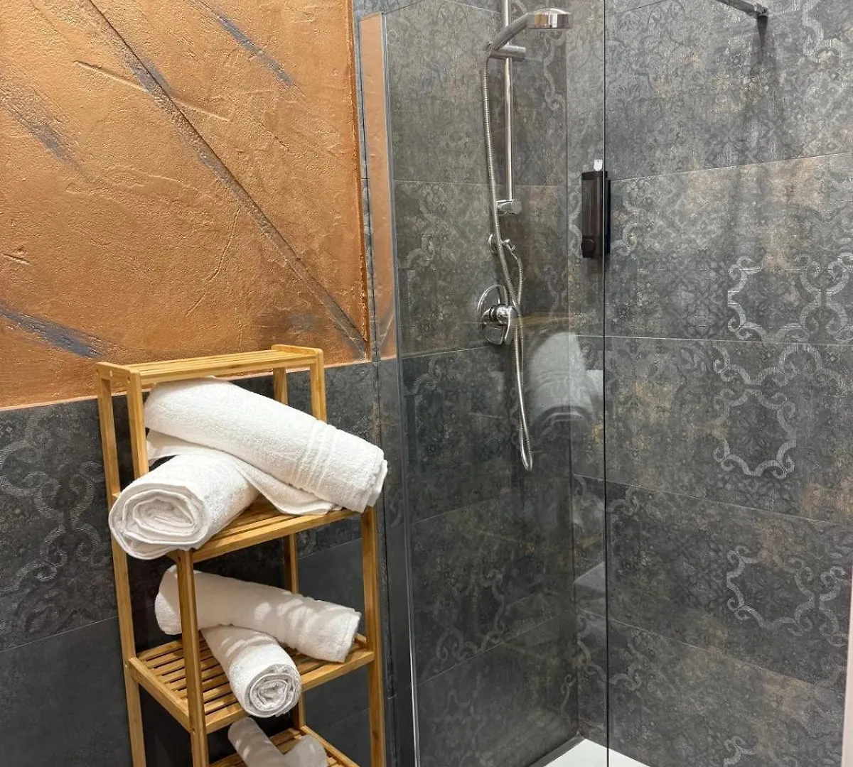 Antica Sicilia Rooms And Breakfast Катания 0*,